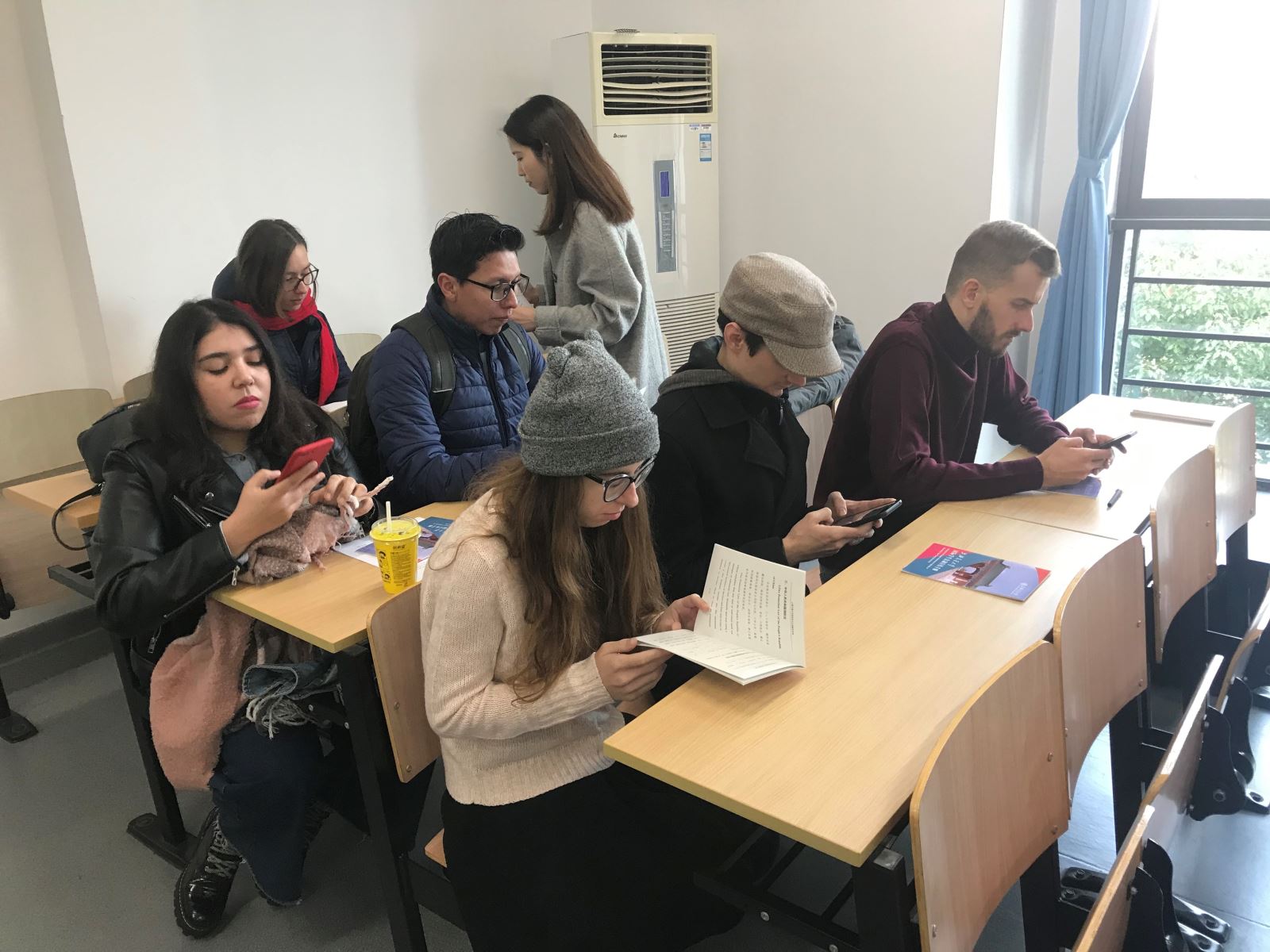 39931606897211_.pic_hd