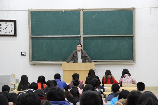 外语系召开“牢记职责，再创佳绩”学生会成员大会